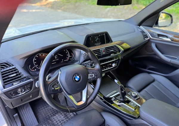BMW X3 cena 105000 przebieg: 204000, rok produkcji 2018 z Lublin małe 742